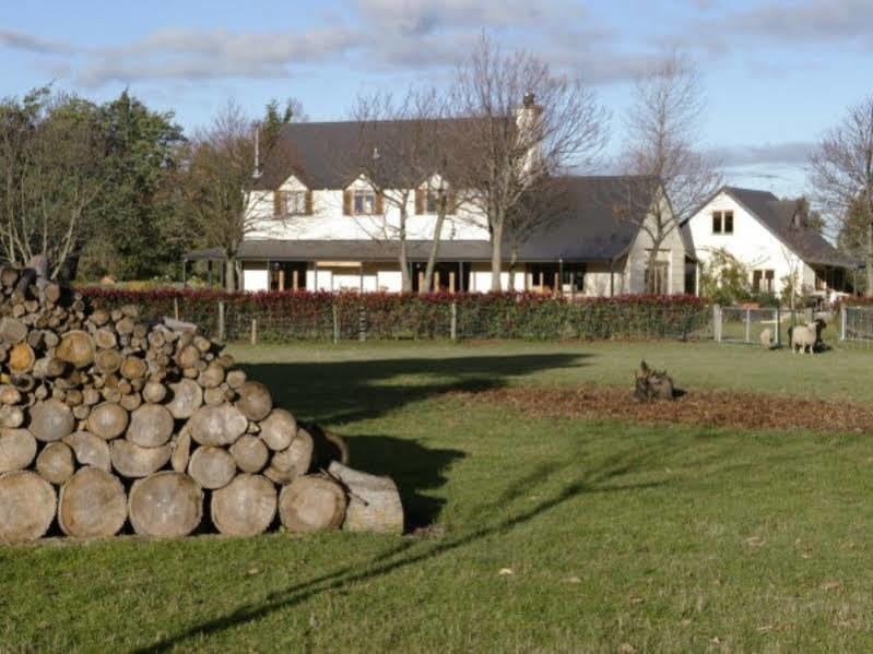 Whitestone Cottages Windwhistle Exterior photo
